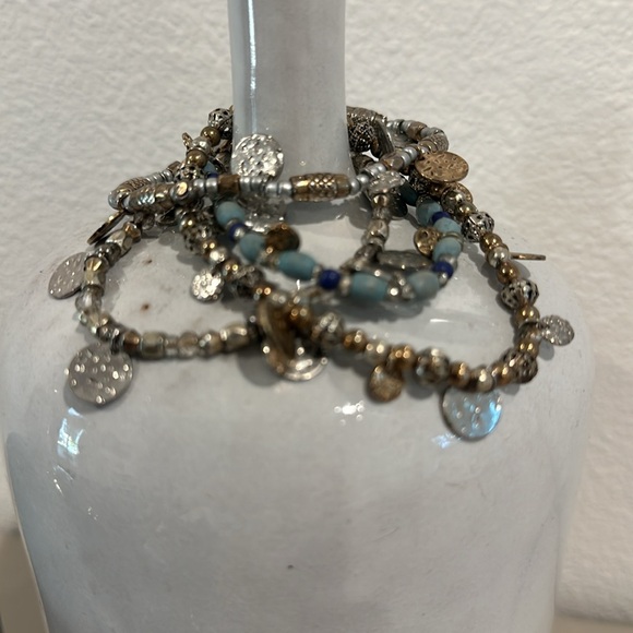 Set of 4 Bracelets - Picture 3 of 7